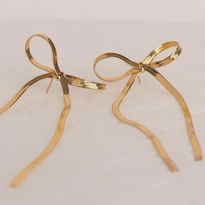 Belerra Gold Bow Earrings - NWT!